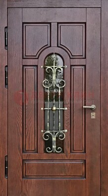 Cтальная дверь со стеклом и ковкой в коричневом цвете ДСК-119